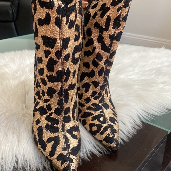 ▪️▪️METALLIC ANIMAL PRINT ANKLE BOOTS▪️▪️ - Picture 3 of 5